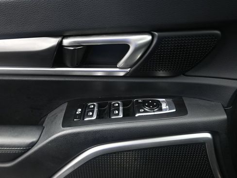 Used 2024 Kia Telluride S w/ S Sunroof Package FWD image 23