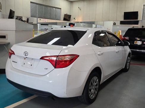Used 2019 Toyota Corolla LE image 10
