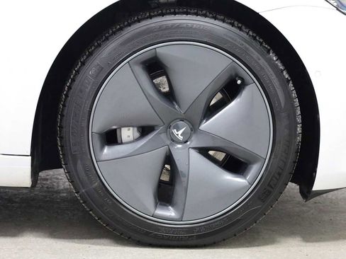 Used 2020 Tesla Model 3 Long Range image 12