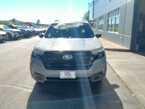 Certified 2025 Subaru Forester Sport AWD/4WD image 8