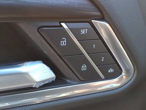 New 2026 GMC Sierra 2500 SLT w/ SLT Convenience Package image 13