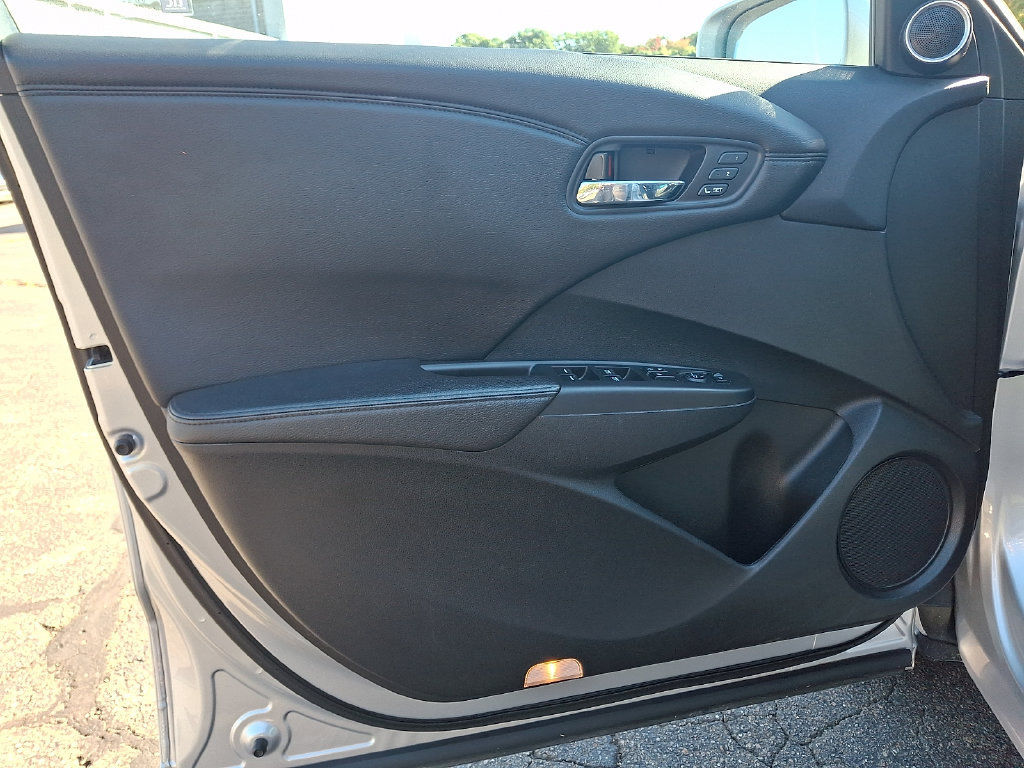 Used 2015 Acura RDX w/ Technology Package AWD/4WD image 13