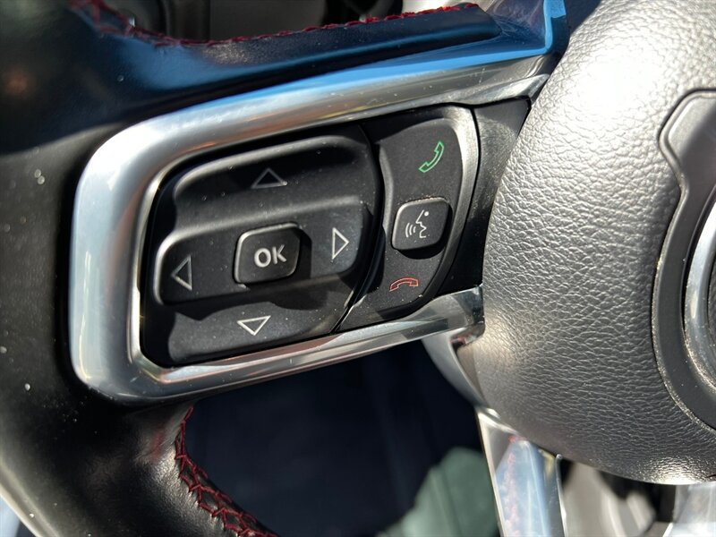 Used 2022 Jeep Gladiator Rubicon w/ Trailer Tow Package AWD/4WD image 27