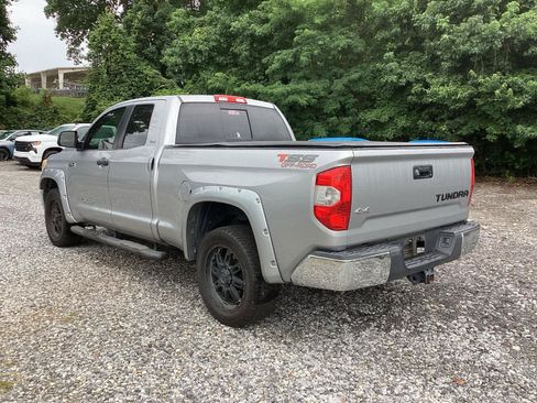 Used 2014 Toyota Tundra SR5 AWD/4WD image 3