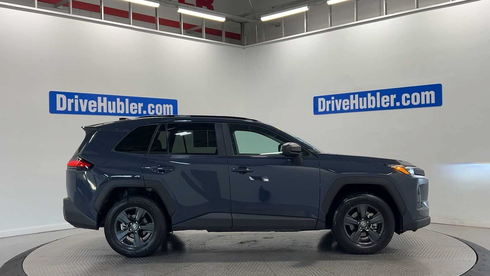 Used 2026 Toyota RAV4 LE AWD/4WD image 9