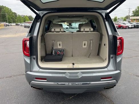 Used 2023 GMC Acadia Denali w/ Denali Ultimate Package AWD/4WD image 37