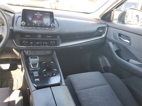 Used 2023 Nissan Rogue SV image 13
