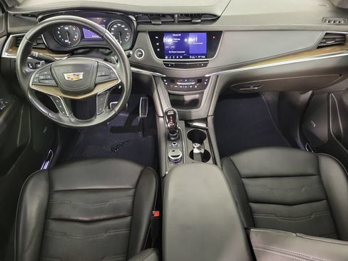 Certified 2023 Cadillac XT5 Sportv w/ Platinum Package AWD/4WD image 16