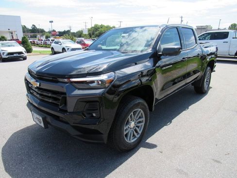 New 2026 Chevrolet Colorado LT w/ LT Convenience Package image 2