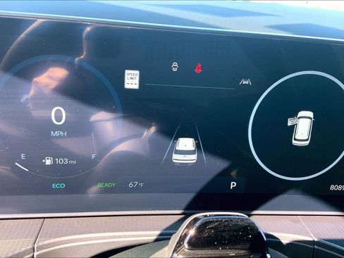 Used 2025 Hyundai Santa Fe Calligraphy image 14