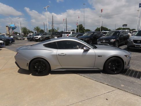 Used 2024 Ford Mustang GT Premium RWD image 10