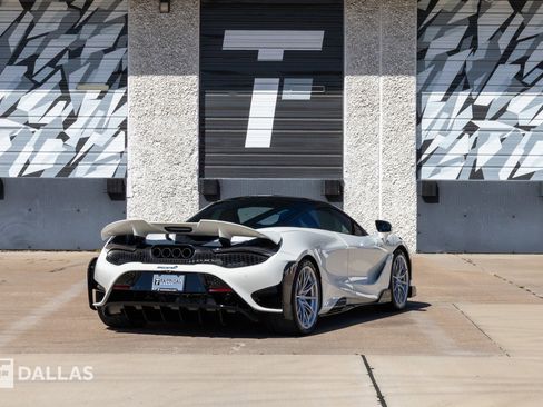 Used 2021 McLaren 765LT image 17
