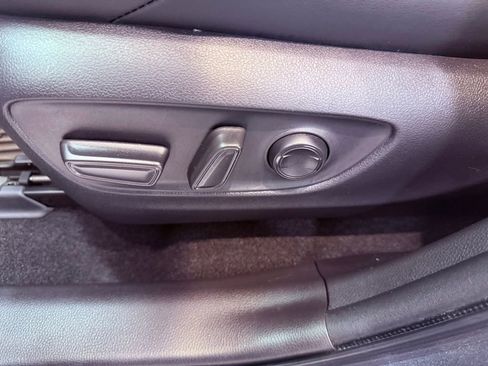 Used 2022 Toyota RAV4 XSE image 19