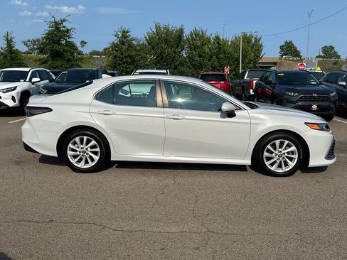 Used 2023 Toyota Camry LE FWD image 8