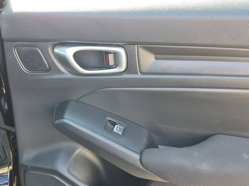 Used 2024 Honda Civic Sport image 8