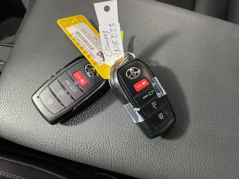 Used 2025 Toyota Camry SE FWD image 24