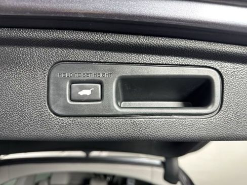 Certified 2023 Honda Odyssey Touring image 37