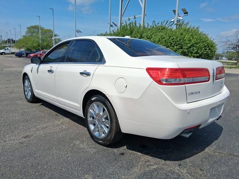 Used 2012 Lincoln MKZ FWD image 6