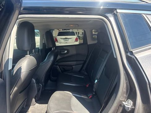 Used 2019 Jeep Compass Limited AWD/4WD image 15