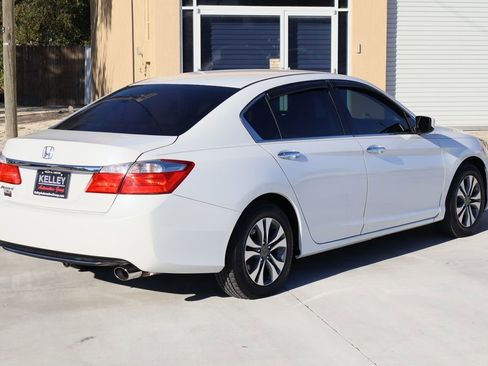 Used 2015 Honda Accord LX image 8