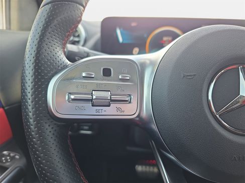 Certified 2022 Mercedes-Benz GLA 35 AMG 4MATIC image 17