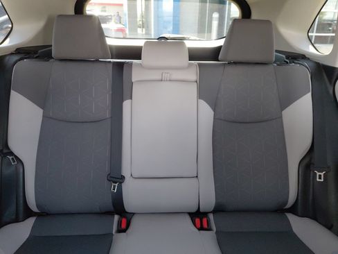 Certified 2022 Toyota RAV4 XLE AWD/4WD image 33