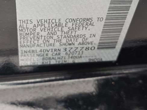 Used 2024 Nissan Altima 2.5 SV FWD image 48