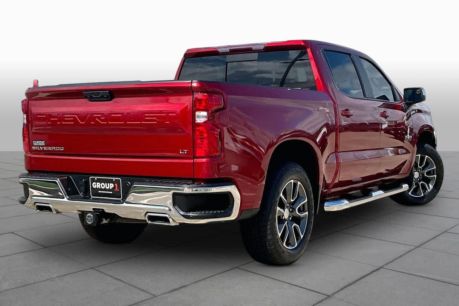 Used 2023 Chevrolet Silverado 1500 LT AWD/4WD image 13