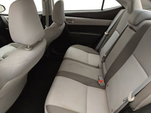 Used 2017 Toyota Corolla LE FWD image 18