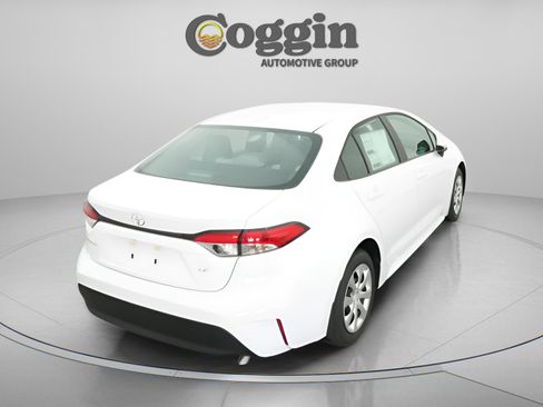 New 2026 Toyota Corolla LE FWD image 15