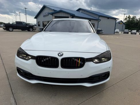 Used 2016 BMW 328i Sedan RWD image 2