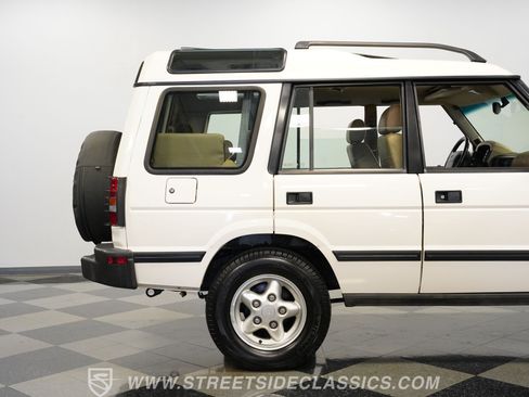 Used 1996 Land Rover Discovery AWD/4WD image 30