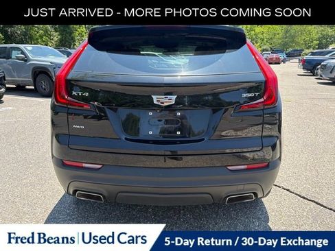 Used 2023 Cadillac XT4 Luxury w/ Cold Weather Package AWD/4WD image 7