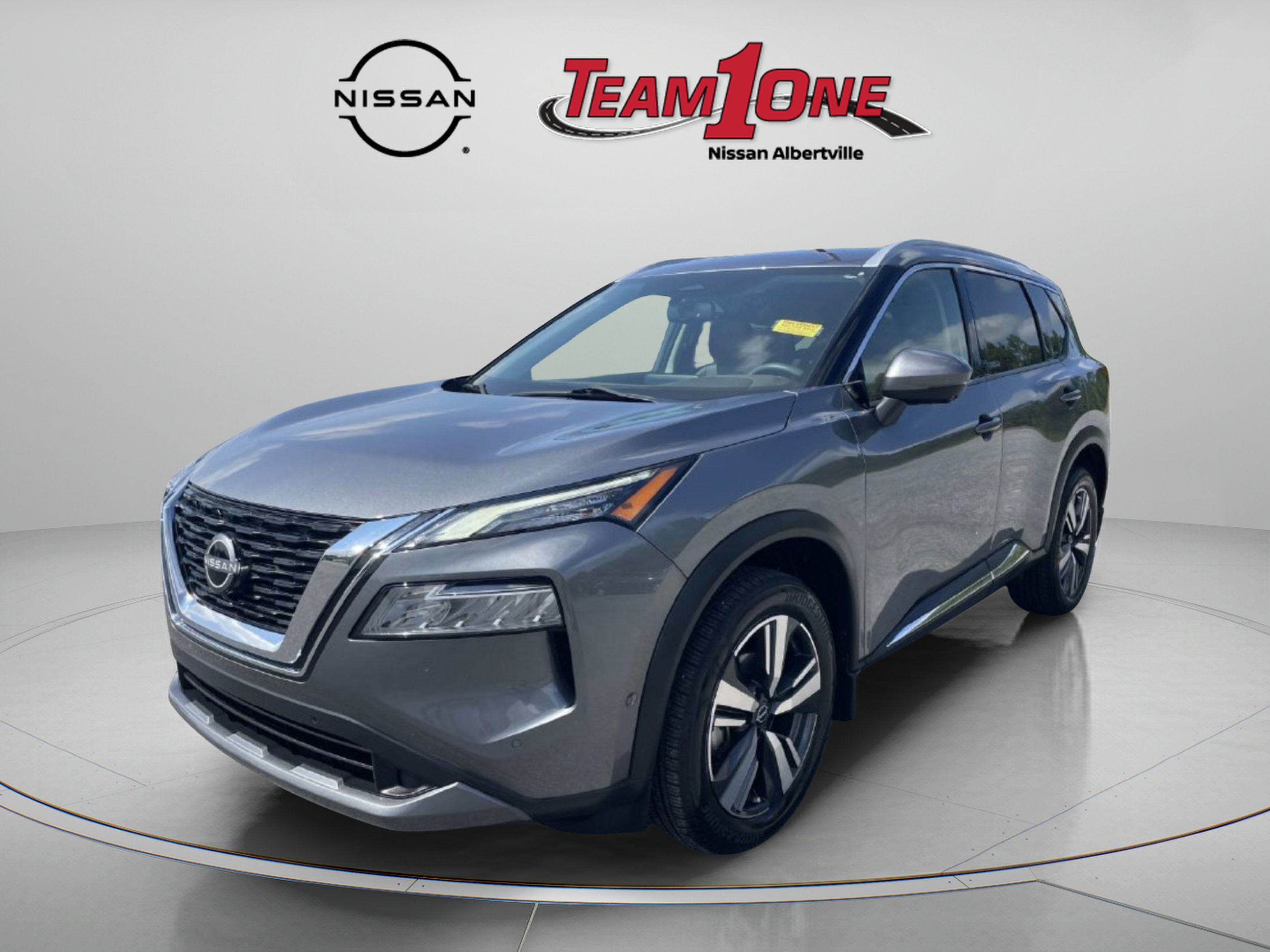 Used 2023 Nissan Rogue SL w/ SL Premium Package FWD image 4