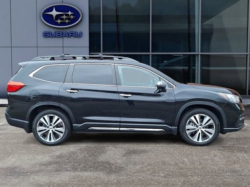 Certified 2022 Subaru Ascent Touring w/ Popular Package #2A image 8