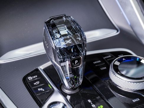 Used 2021 BMW X6 xDrive40i w/ M Sport Package image 26