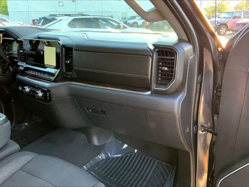 Used 2024 GMC Sierra 1500 Elevation RWD image 18
