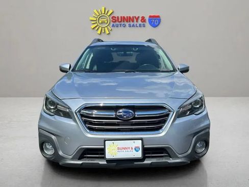 Used 2019 Subaru Outback 2.5i Limited AWD/4WD image 3