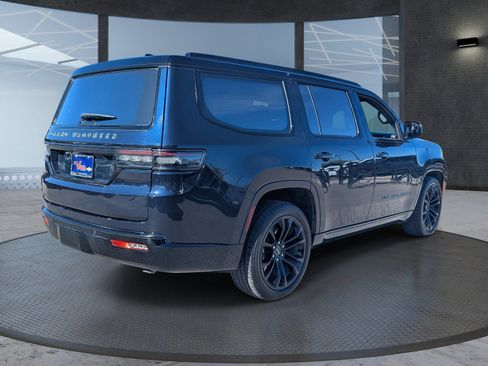 Used 2023 Jeep Grand Wagoneer Series III w/ Rear Seat Video Group 1 image 6