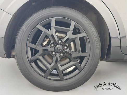 Used 2025 Kia Carnival SX w/ SX Dark Edition Package FWD image 39
