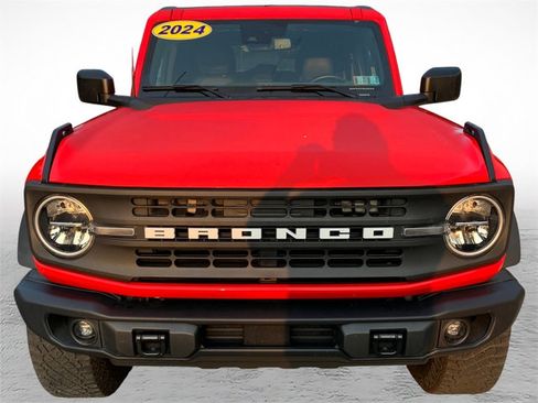 Used 2024 Ford Bronco Black Diamond w/ Sasquatch Package AWD/4WD image 7