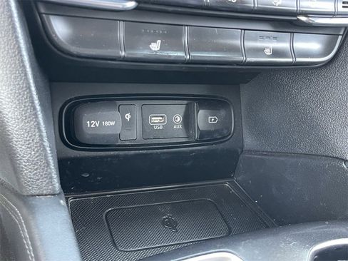 Used 2020 Hyundai Santa Fe SEL image 27