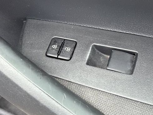 Used 2024 Toyota Corolla LE FWD image 22