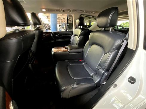 Used 2019 INFINITI QX80 Luxe w/ 22" Wheel Package image 19