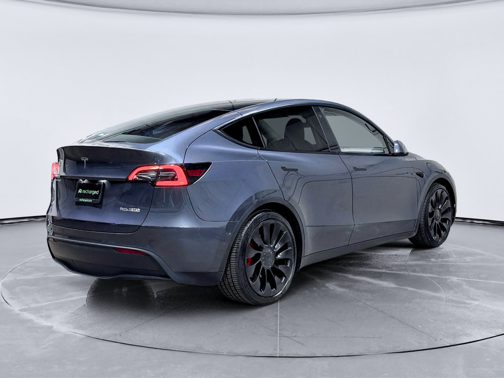 Used 2022 Tesla Model Y Performance AWD/4WD image 3