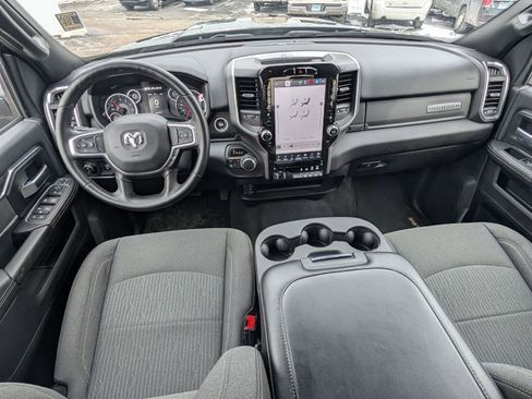 Used 2024 RAM 2500 Big Horn w/ Sport Appearance Package image 11