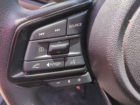 Used 2025 Subaru Crosstrek 2.5i Premium AWD/4WD image 19