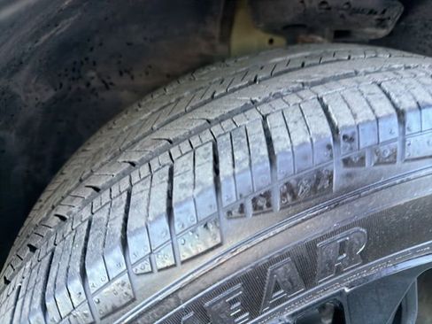 Used 2024 Chevrolet Trax ACTIV w/ Sunroof Package image 12