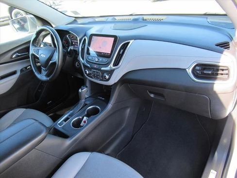 Used 2020 Chevrolet Equinox Premier image 12