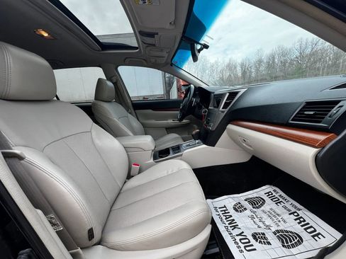 Used 2013 Subaru Outback 2.5i Limited w/ Moonroof Pkg image 13